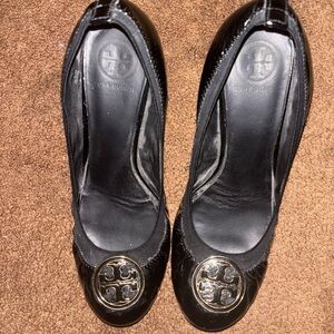 Tory Burch Black Ballet Flats with Logo Emblem